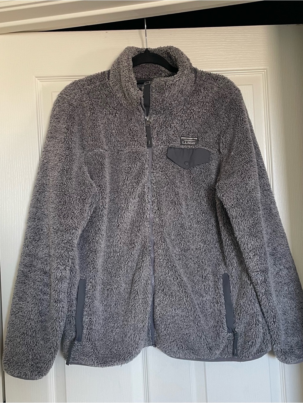L.L. Bean Women's Plush Gray Sherpa Zip Jacket